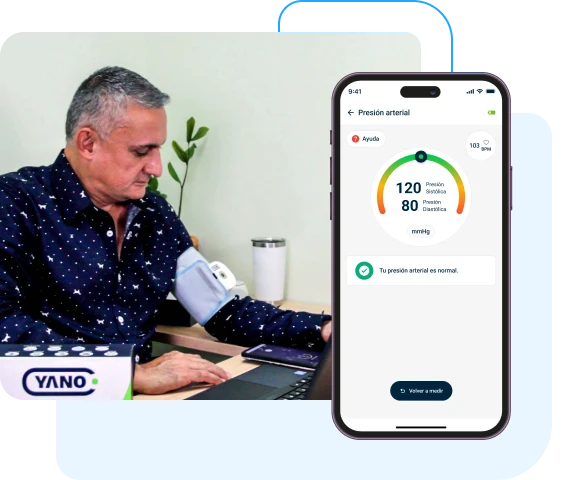 Paciente midiendo su presión arterial junto a la app YANO