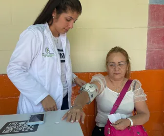 Dispositivo multiparámetros en Acción: Tecnología al Servicio de la Salud