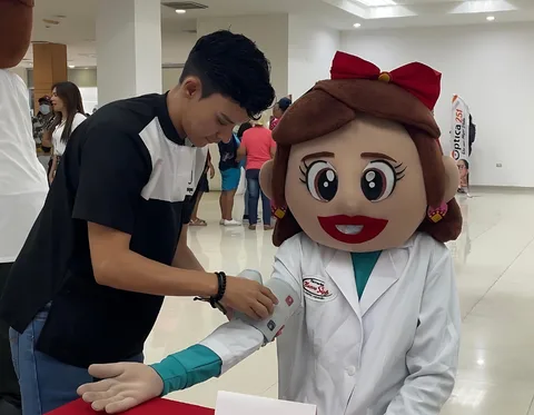 YANO se suma a la Jornada de Salud de Farmacias Nuevo Siglo en Barquisimeto